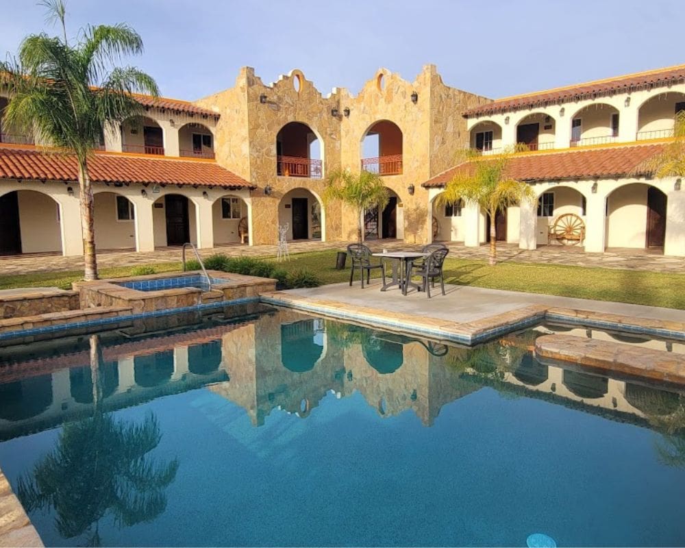 luxury hotels in valle de guadalupe