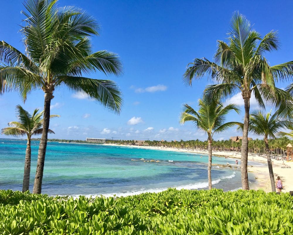 Humidity in Cancun in December