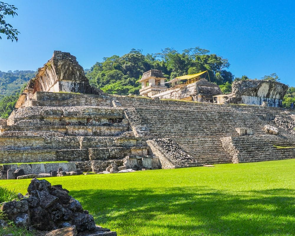 Monte Alban Travel Guide