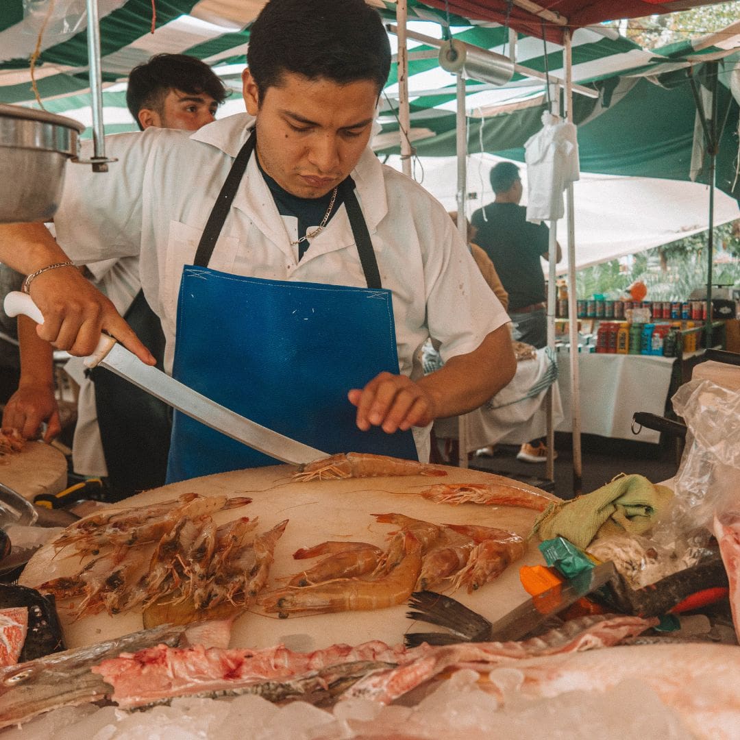 Walk through markets and snack like a true chilango - Image 3