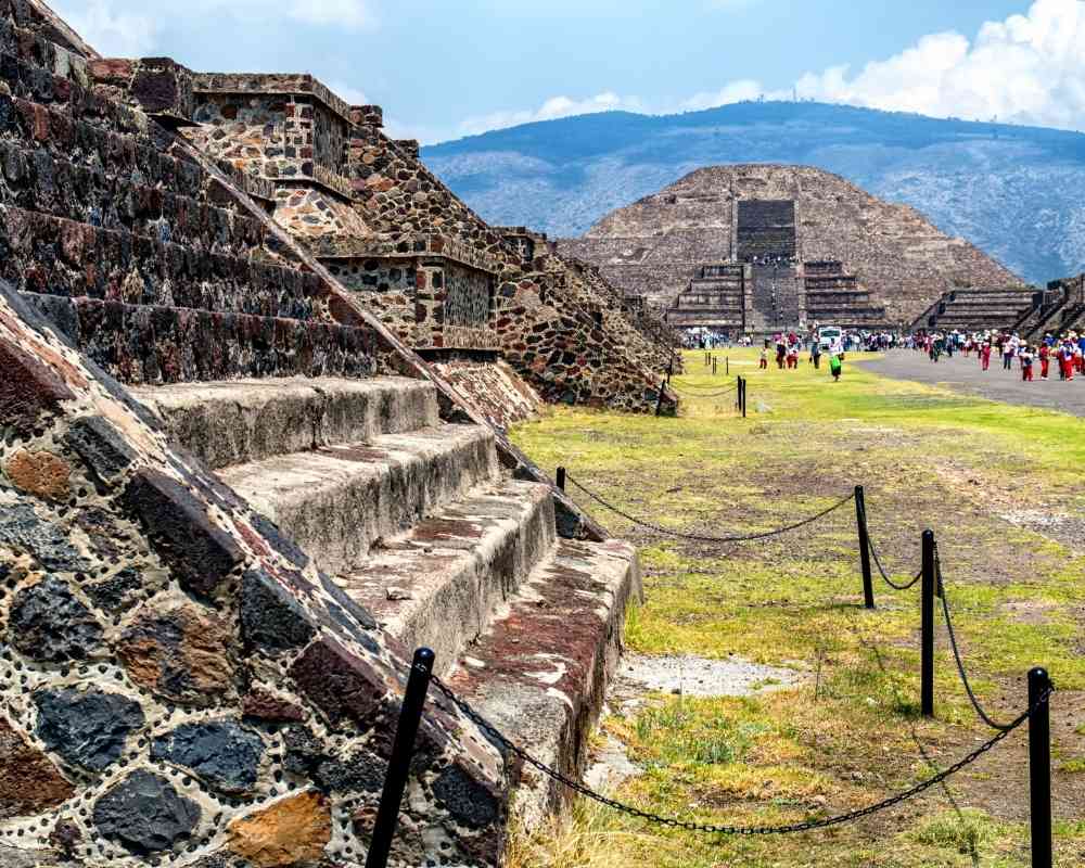 teotihuacan pyramids