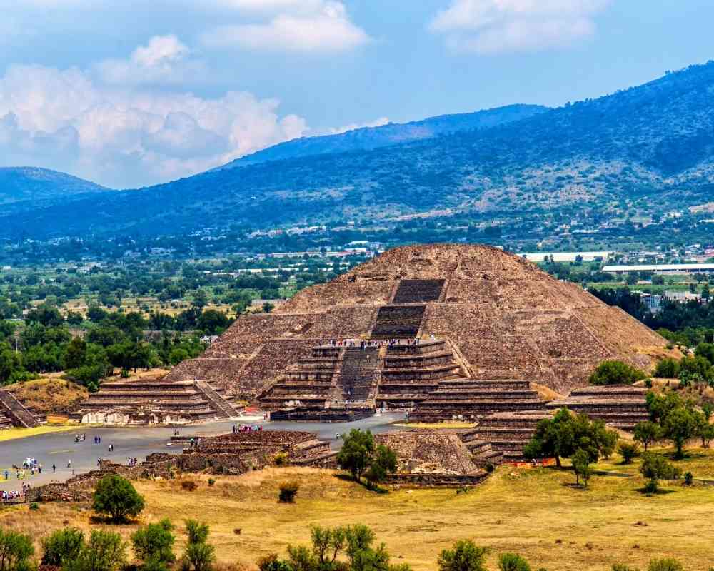 teotihuacan pyramids