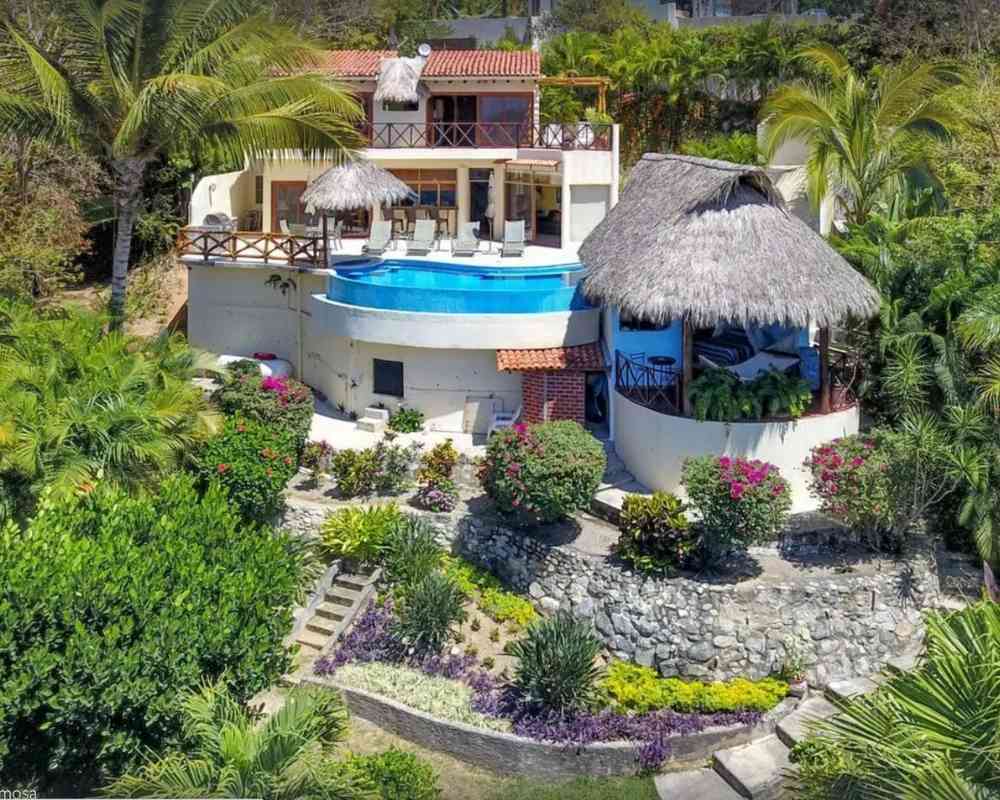 sayulita airbnbs