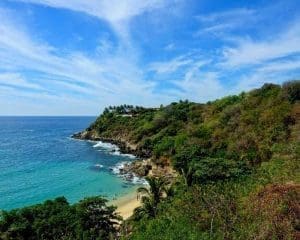 how to get to puerto escondido