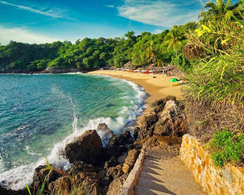 how to get to puerto escondido