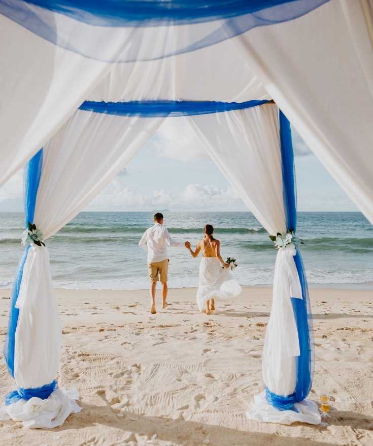A look into the most popular wedding venues in Sayulita, Mexico (and how much they cost)