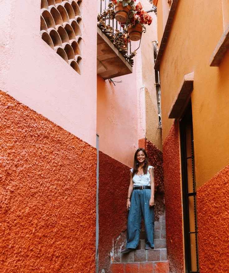 Guanajuato City callejon del beso