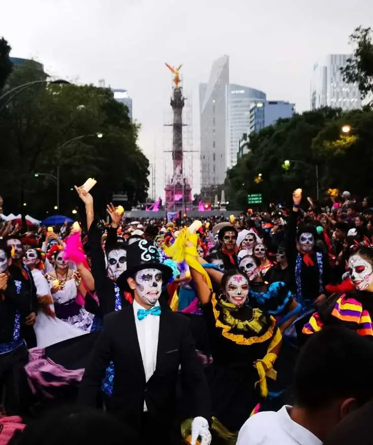 This year’s day of the dead celebrations in Mexico City is bigger than ever! Here are 20+ events and parades we know about