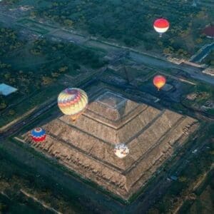 teotihuacan hot air balloon