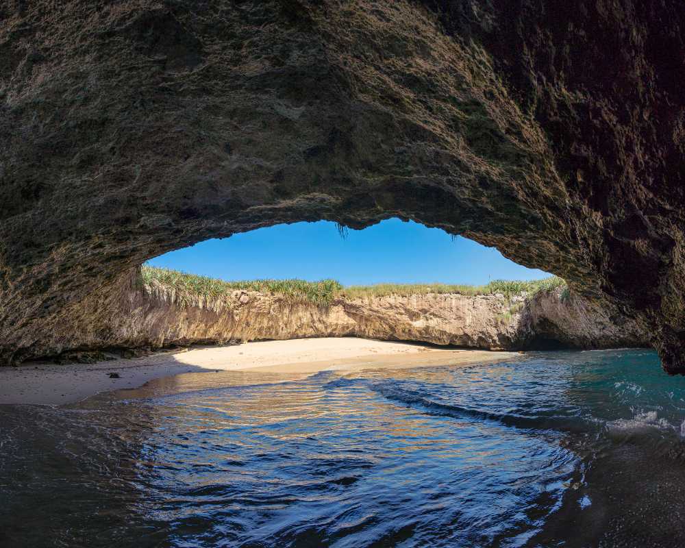 hidden beach of mexico