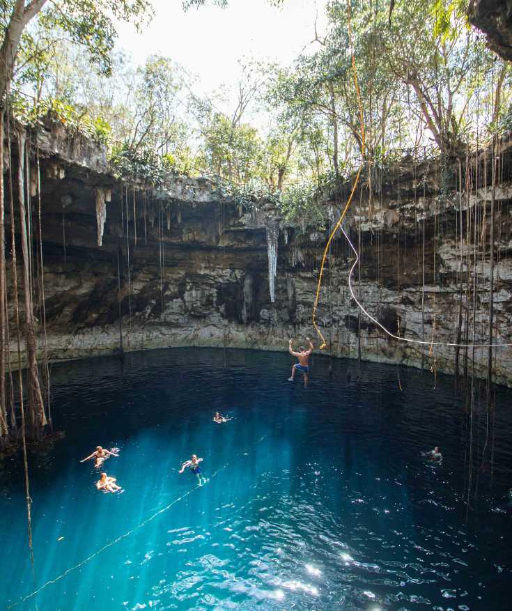 cenote calavera mexico