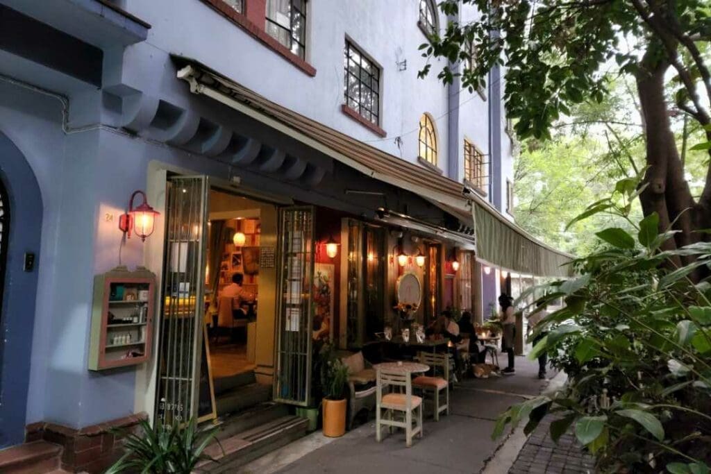 23 cafes in Polanco Mexico City 2023: trendy hangouts with