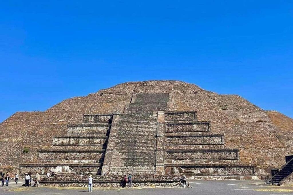 Teotihuacan Tours