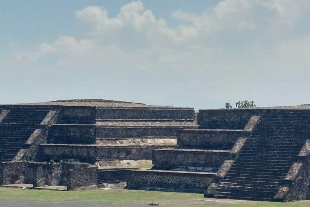 Teotihuacan Tours