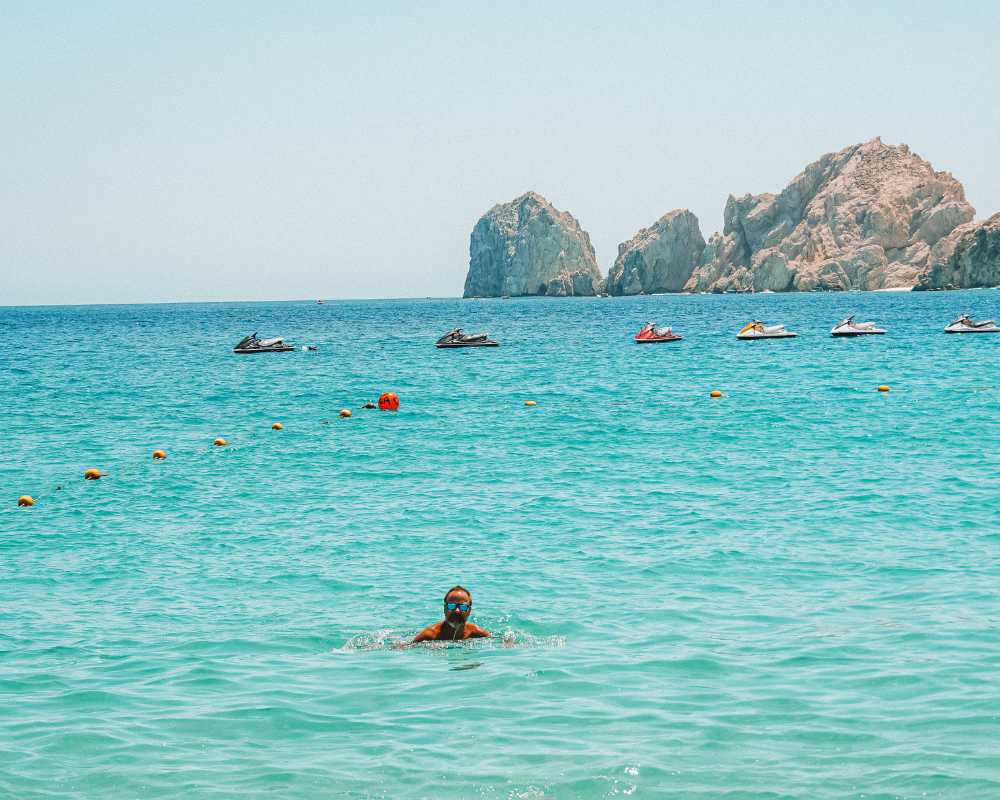 best time to visit cabo san lucas