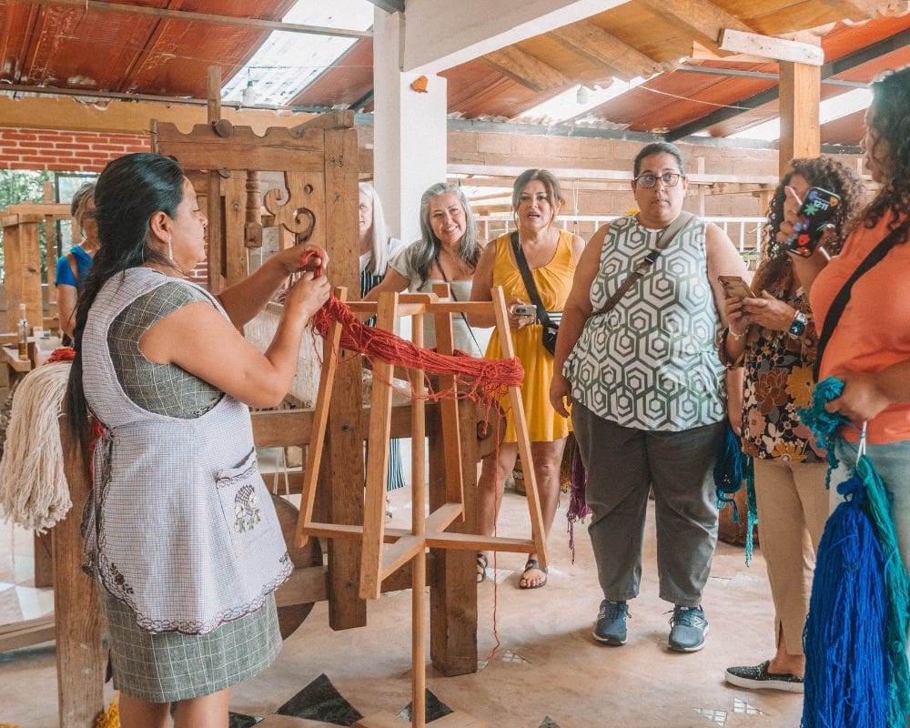 OAXACA LOOM WEAVING